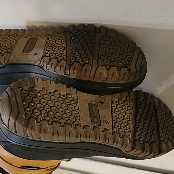 Boots - Picture 7 of 7